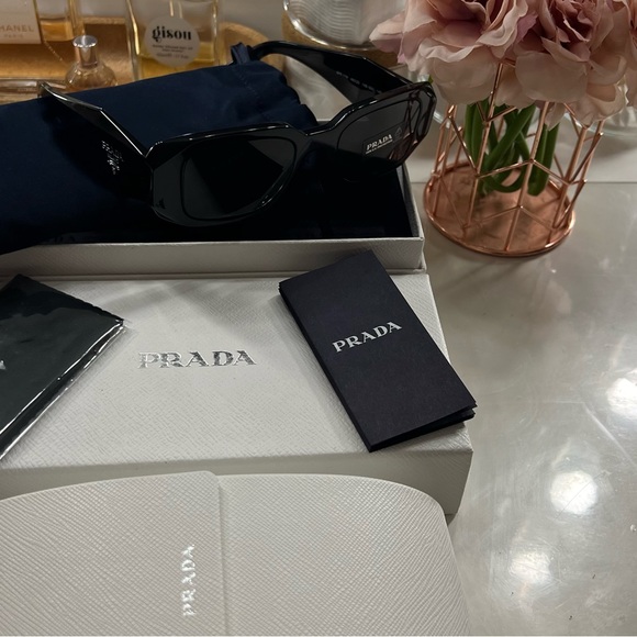 Prada PR R 17WS - Picture 3 of 7